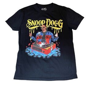 Dogg Supply by Snoop Dogg black graphic colorful S size t-shirt drip turntable